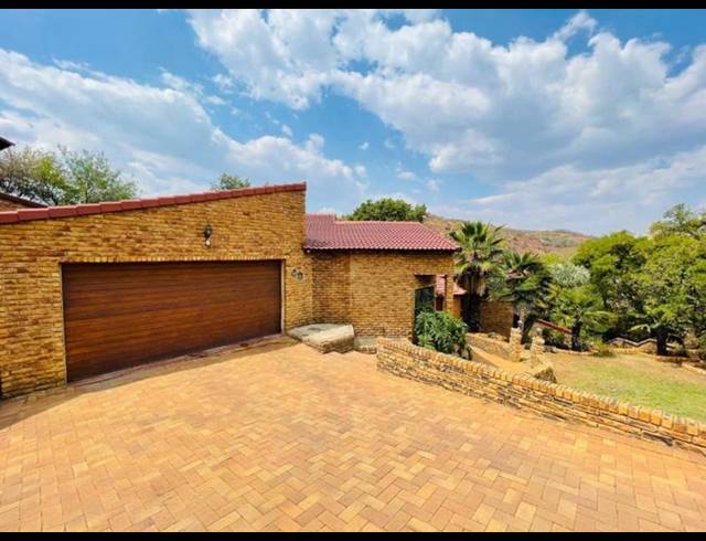 3 BEDROOM HOUSE FOR SALE IN BASSONIA